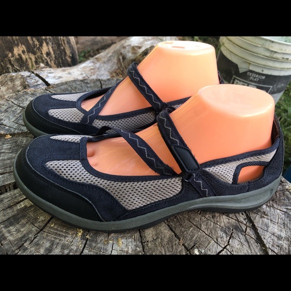 lands end womens sandals